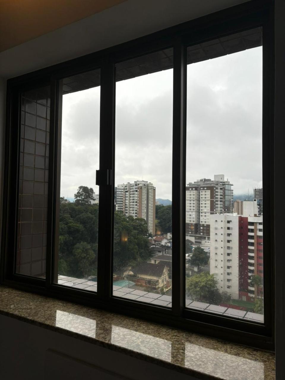 Apart Hotel Moderno Em ג'וינוויל מראה חיצוני תמונה