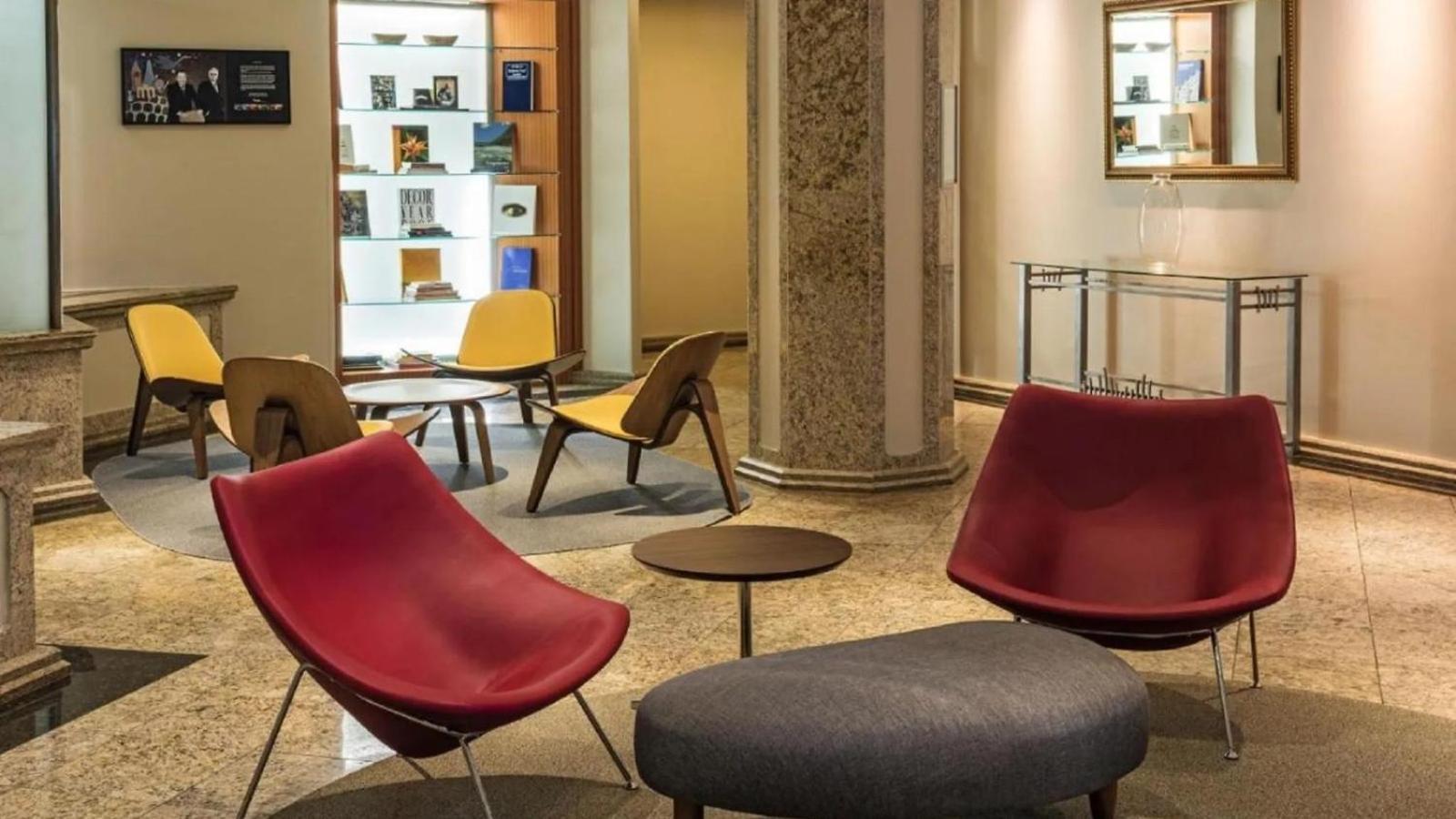 Apart Hotel Moderno Em ג'וינוויל מראה חיצוני תמונה