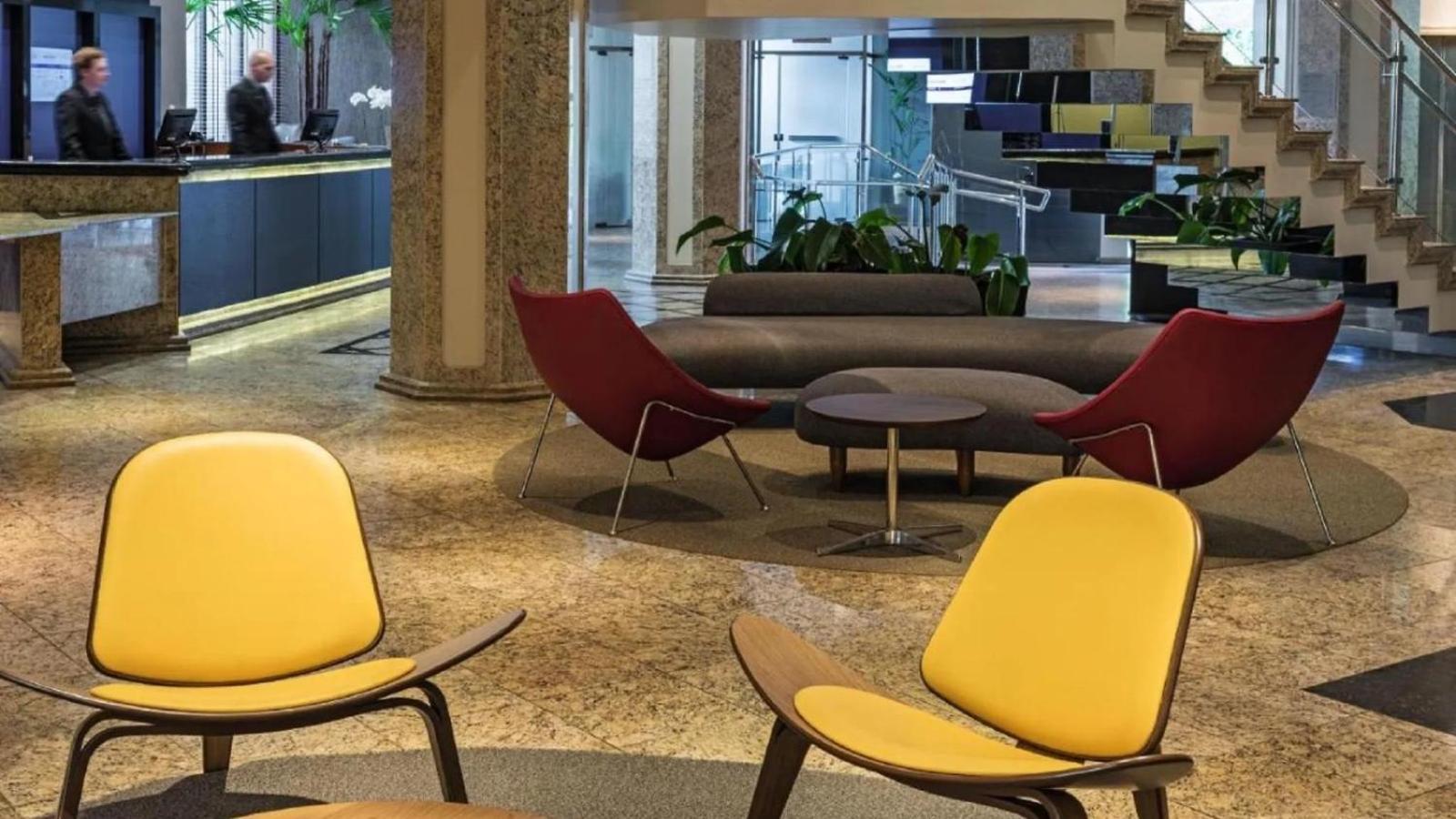 Apart Hotel Moderno Em ג'וינוויל מראה חיצוני תמונה