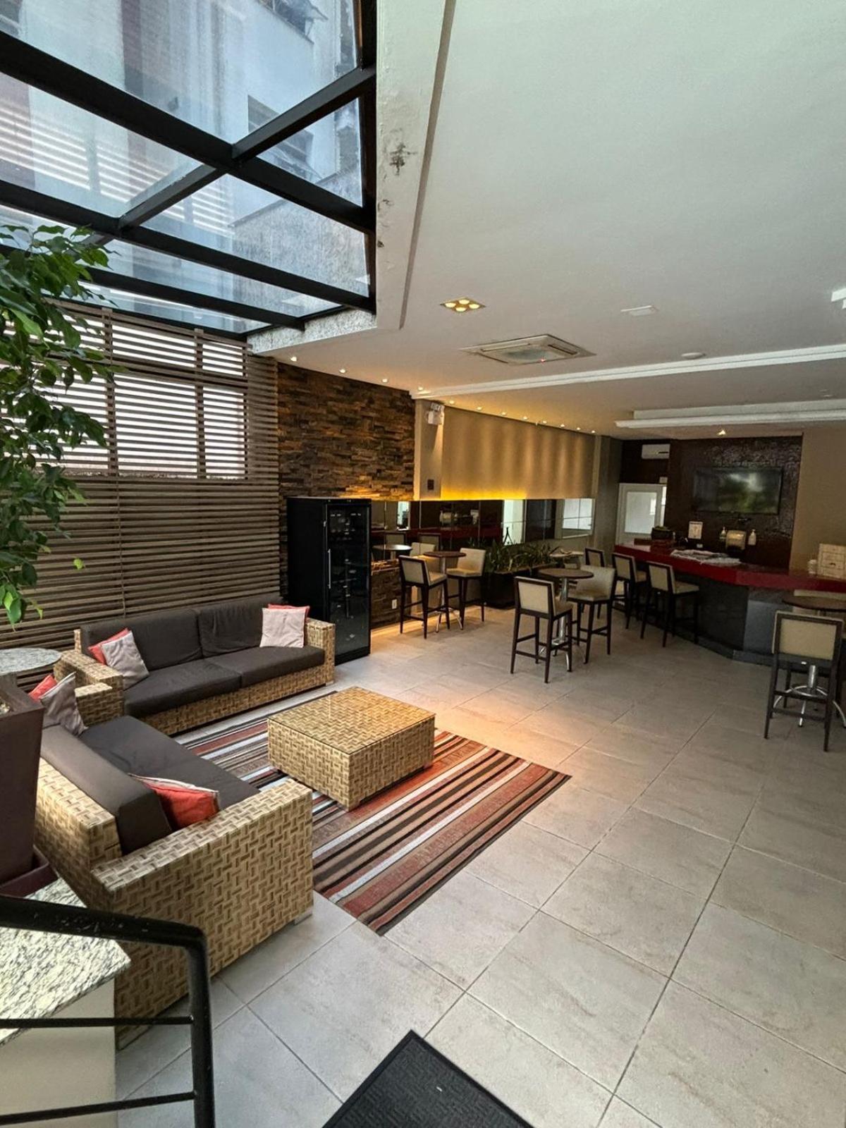 Apart Hotel Moderno Em ג'וינוויל מראה חיצוני תמונה